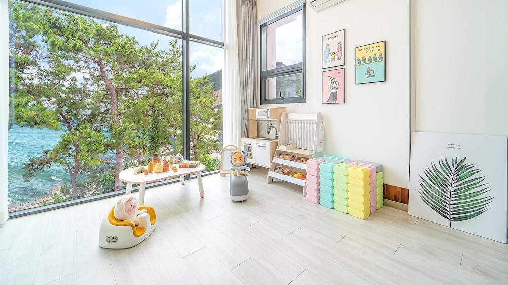 Basic Room, 1 Bedroom (Haneul3(2cheung/Ocean view)-Kidsroom) photo 1