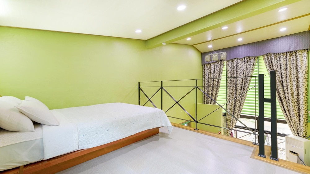 Basic Room, 1 Bedroom (line) - Photo 6
