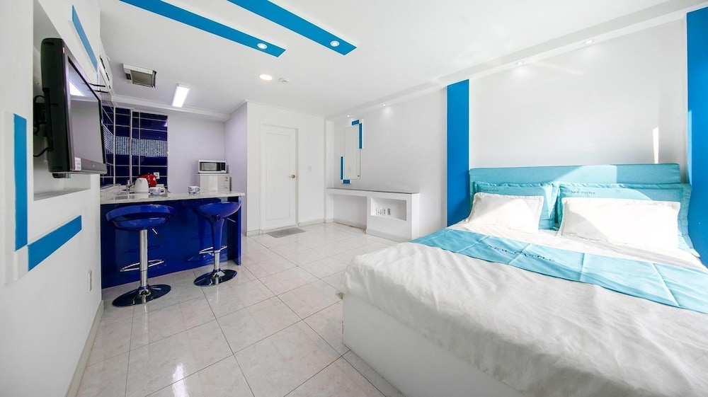 Basic Room, 1 Bedroom (Aquamarine) - Photo 11