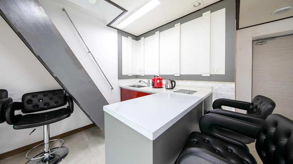 Basic Room, 1 Bedroom (diamond) - Photo 11
