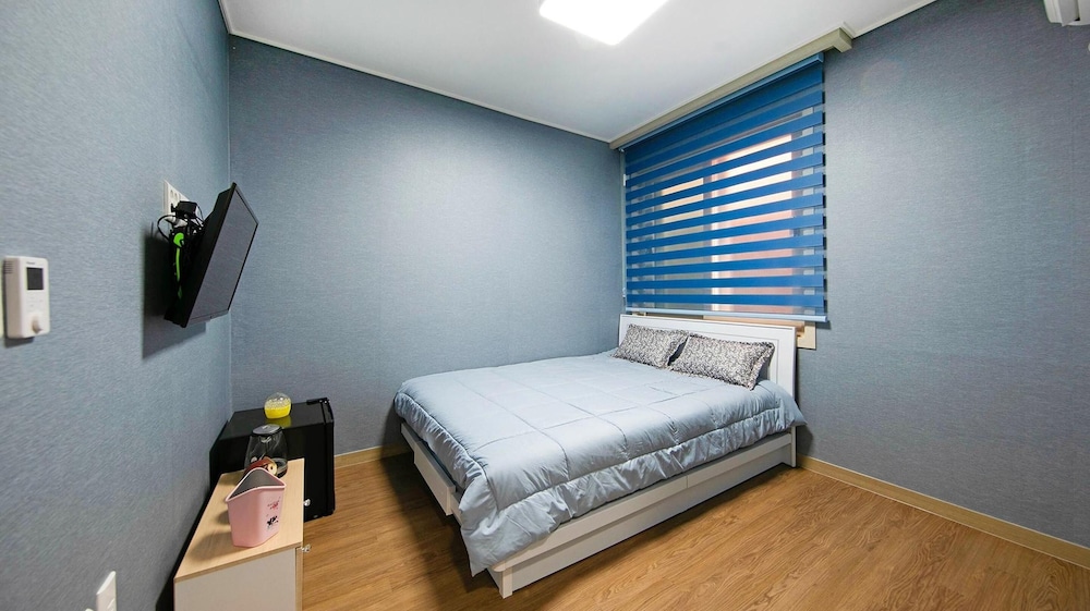 Basic Room, 1 Bedroom (101 ( No cooking )) - Photo 1