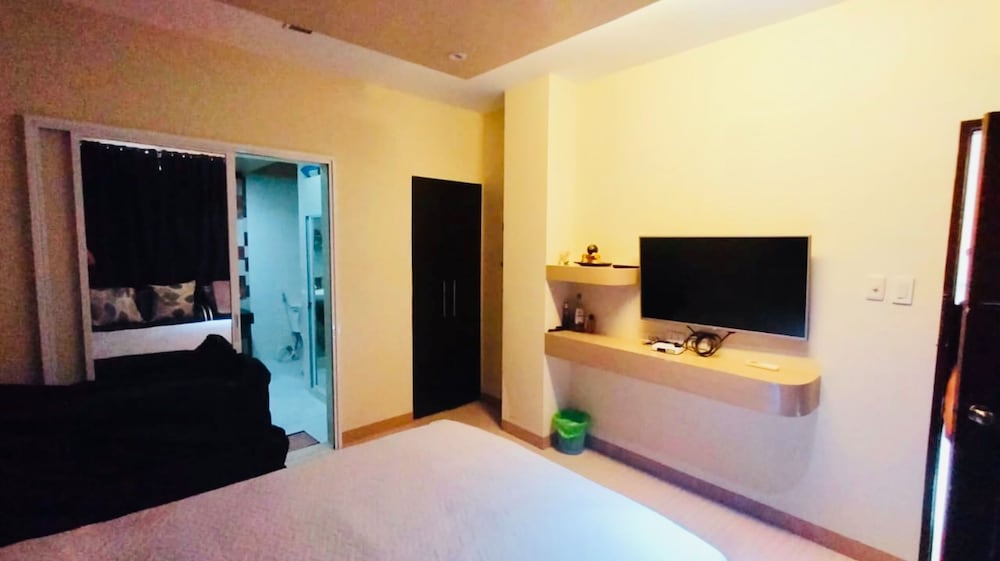 Studio Suite photo 2