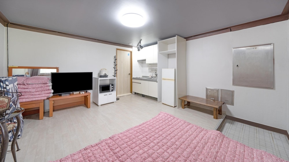 Basic Room, 1 Bedroom (RaIlrak(PET)) photo 2