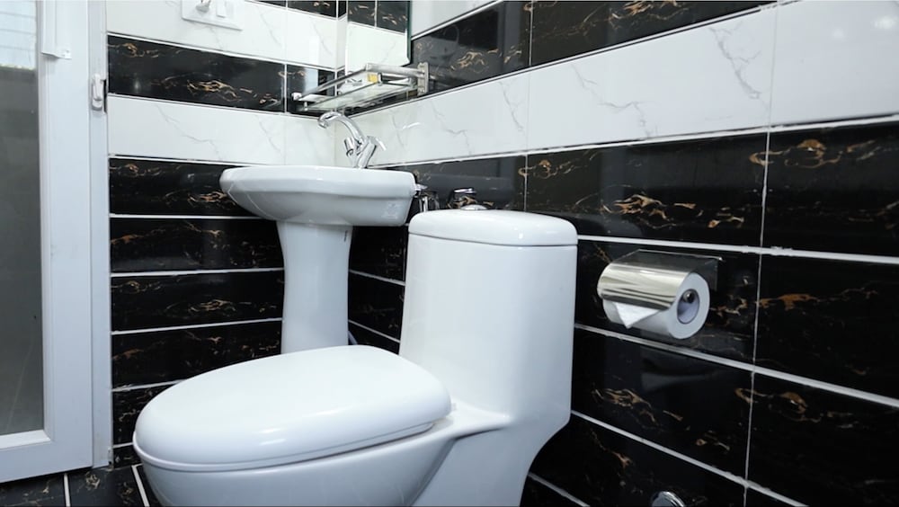 Family Room, Private Bathroom, Lakeside photo 2