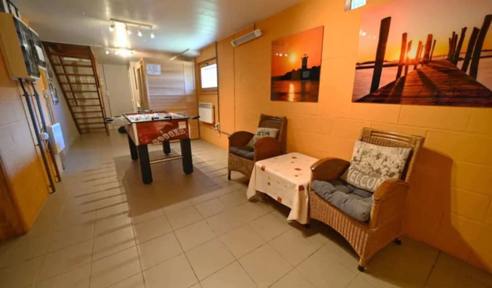Classic House, 4 Bedrooms photo 2