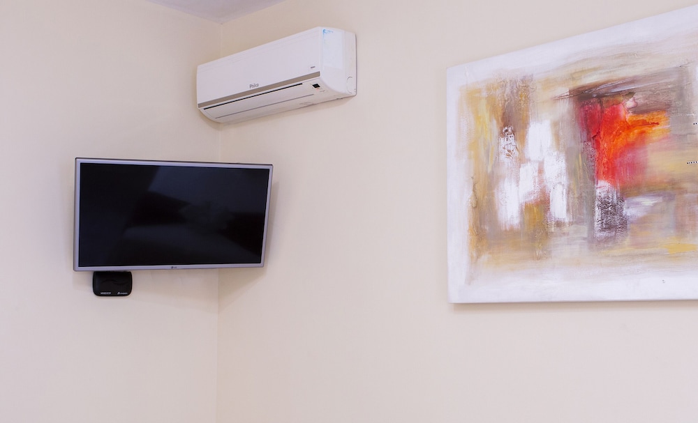 Apartment photo 3