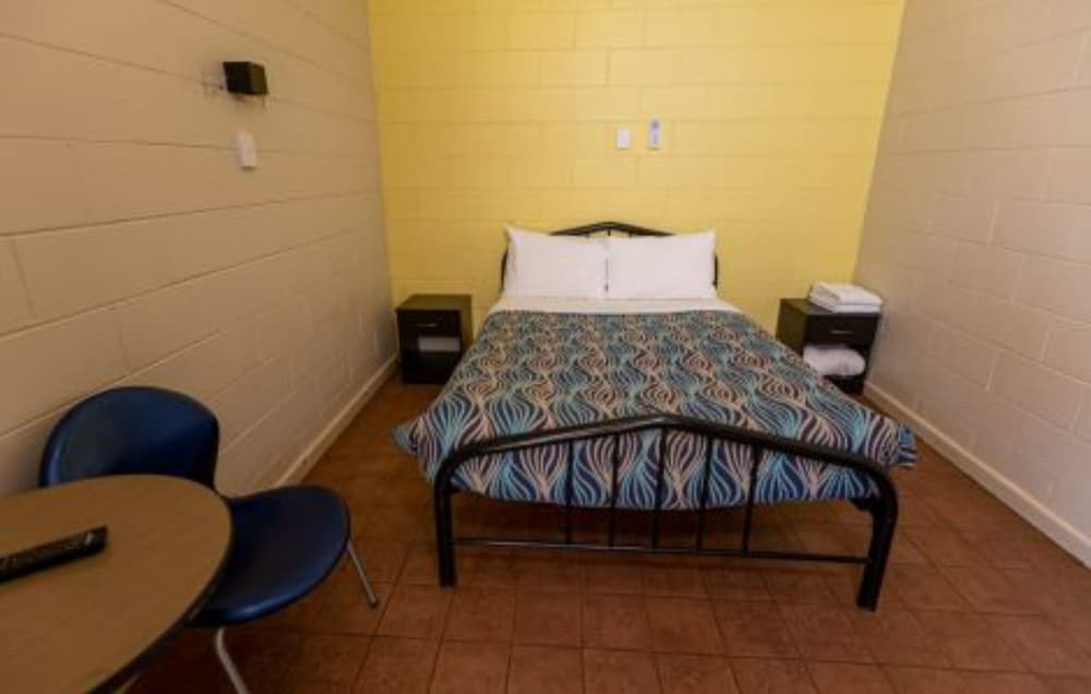 Budget Lodge Room - 1 Double Bed - Photo 1