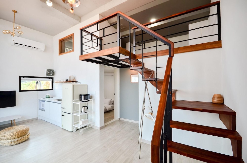 Basic Room, 2 Bedrooms (104((Ocean View,Pet)) photo 1