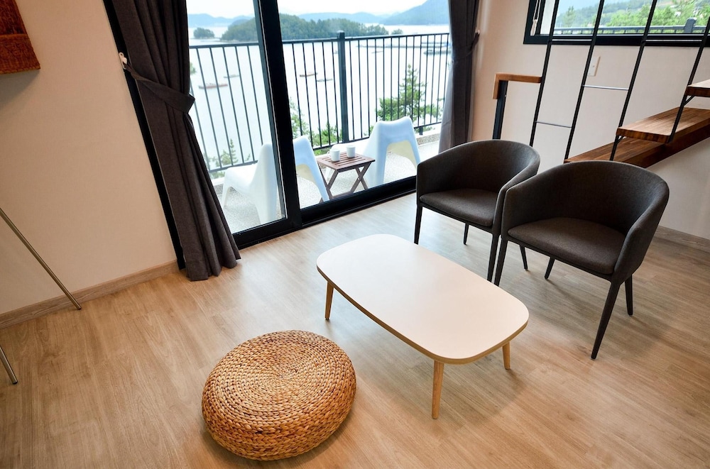 Basic Room, 1 Bedroom (206(Ocean View,No Pet)) photo 3