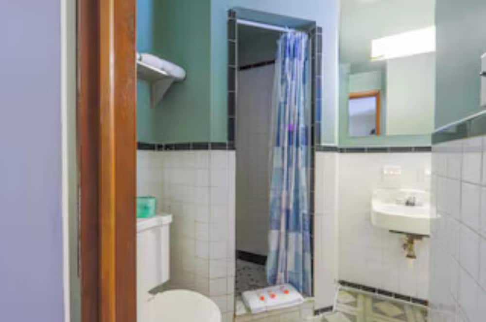 Apartment, 1 Bedroom - Photo 2