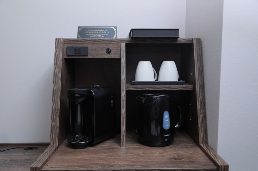 Premium Room, Non Smoking - Photo 7