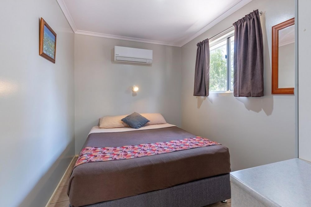 Standard Room photo 2