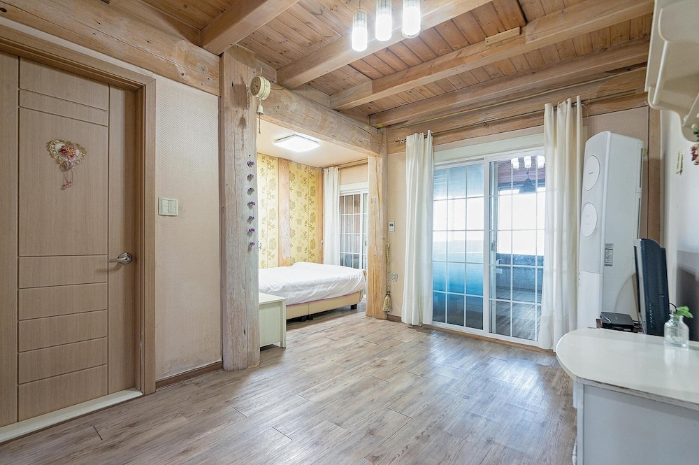 Basic Room, 1 Bedroom (Anna(Spa)) - Photo 1