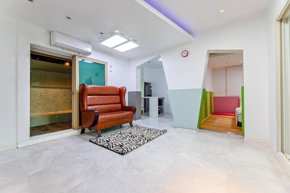 Basic Room, 1 Bedroom (Smoothing (Kid/pool)) - Photo 2