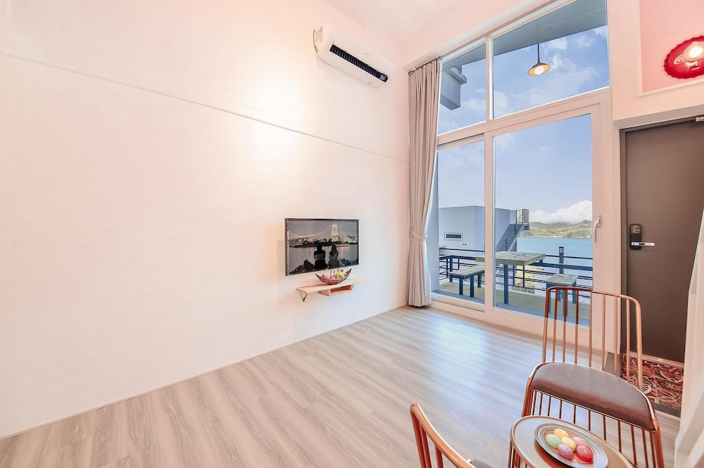 Basic Room, 1 Bedroom (E104) - Photo 4