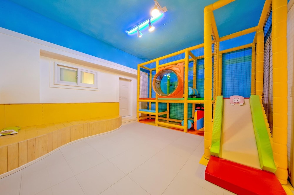 Basic Room, 1 Bedroom (City(Kid/Pool)) - Photo 9