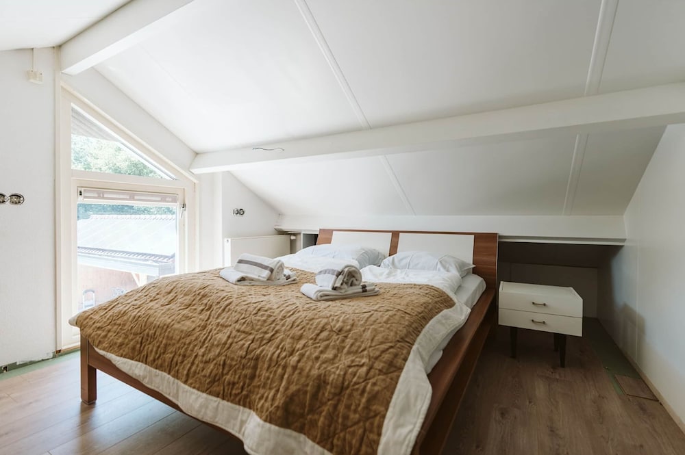 Villa photo 3