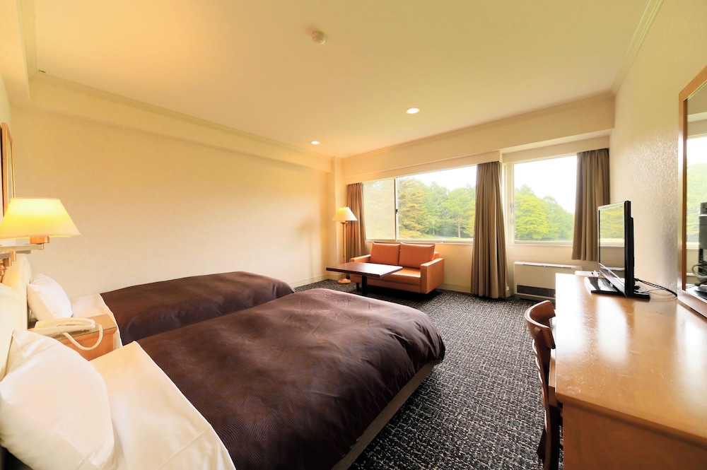 Basic Twin Room, 2 Bedrooms, Non Smoking (with Shower) photo 3