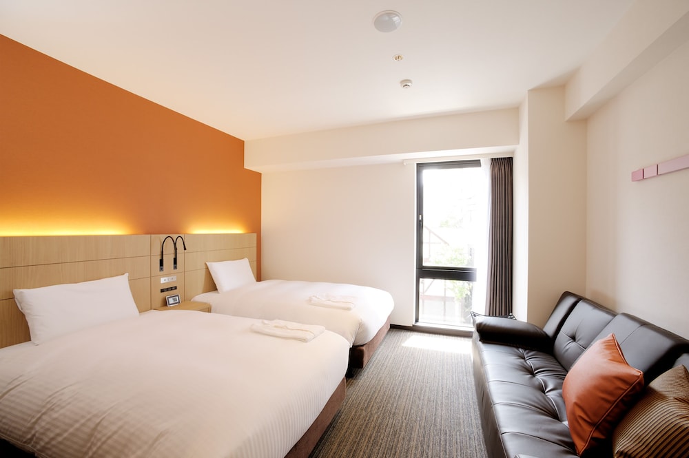 Adjoining Room (Reservation Of 2 Rooms Next To Each Other, Twin + Triple Room) [5 people available] photo 2
