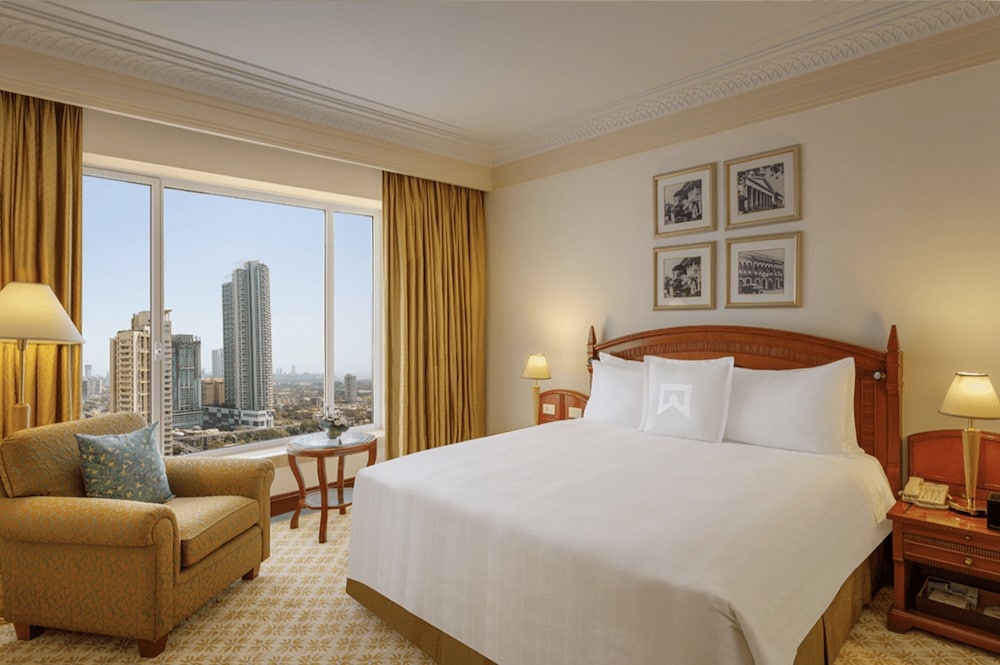 Exclusive Room, 1 Queen Bed, City View photo 3