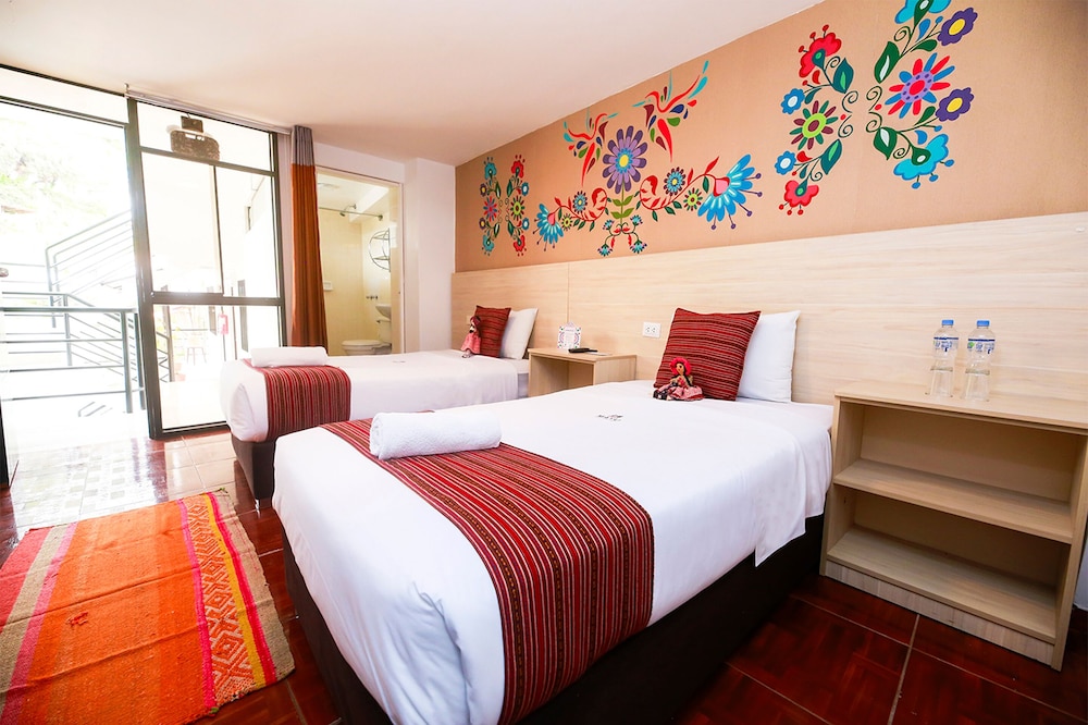 Standard Twin Room, Multiple Beds photo 1