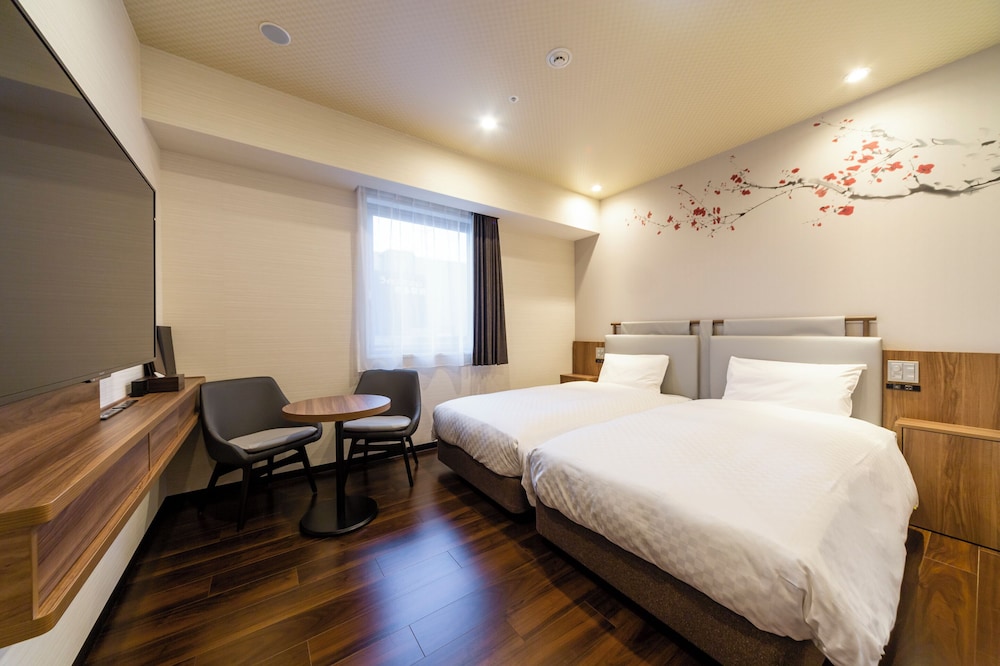 Twin Room, Non Smoking - Photo 3