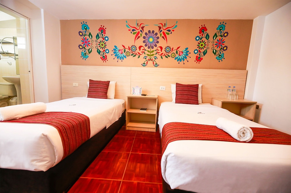 Standard Twin Room, Multiple Beds photo 2