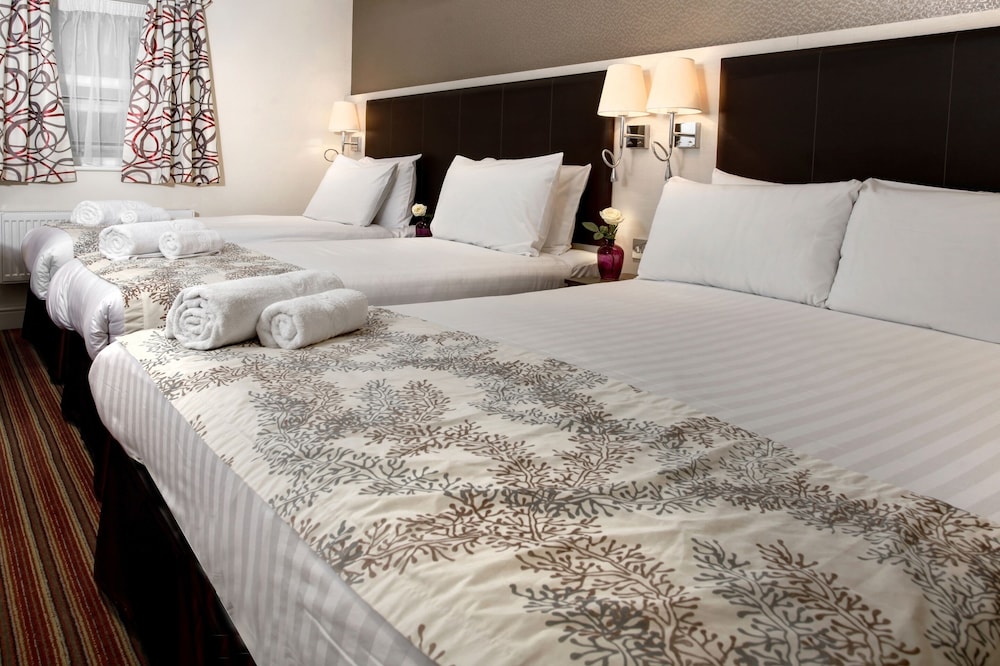 Standard Room, Multiple Beds, Non Smoking, photo 6