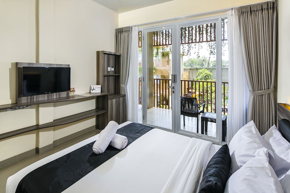 Deluxe Room - Photo 11
