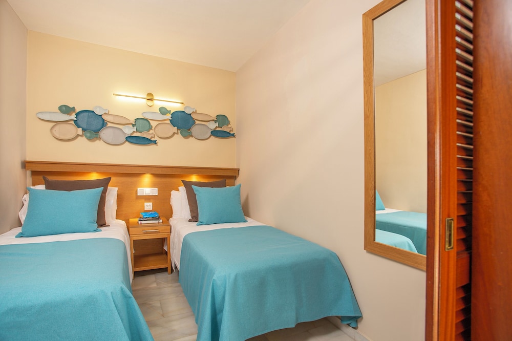 Studio-Apartment Prime (Sea View) - Photo 1