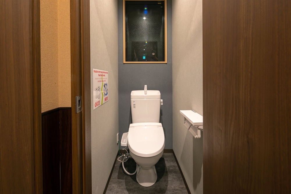 Room (  D  ) photo 2