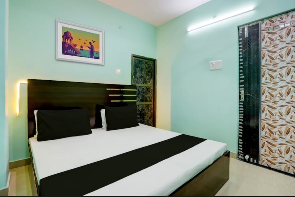 Deluxe Double Room, City View