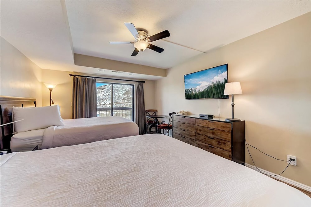 Double Room - Photo 13