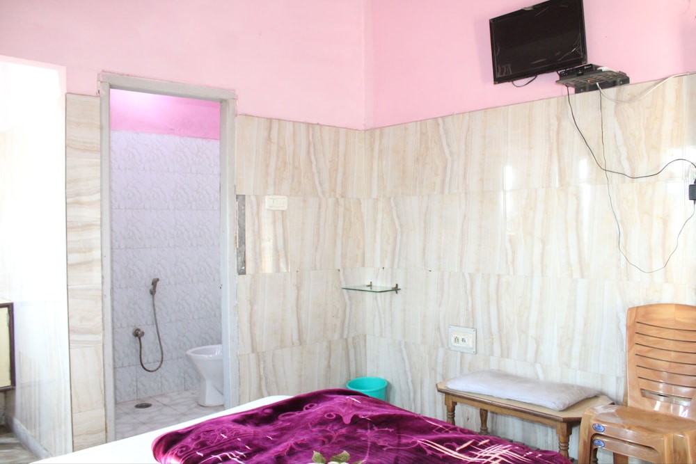 Basic Double Room - Photo 6