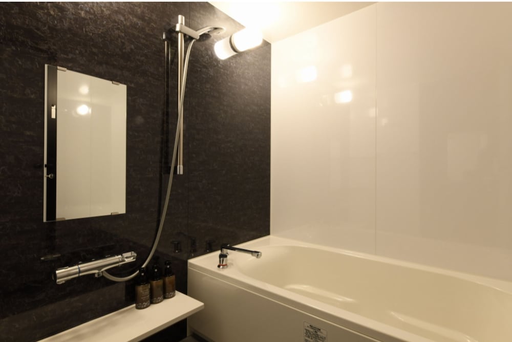 Premium Room, Non Smoking - Photo 8
