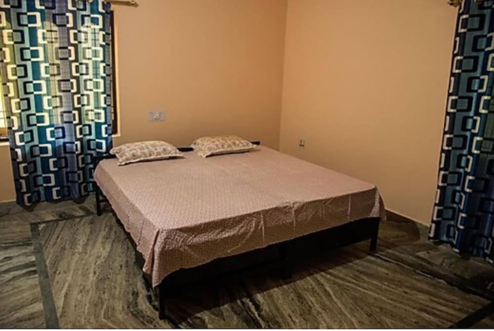 Deluxe Double Room, Multiple Bedrooms, City View photo 1