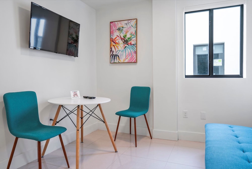 Apartment photo 3