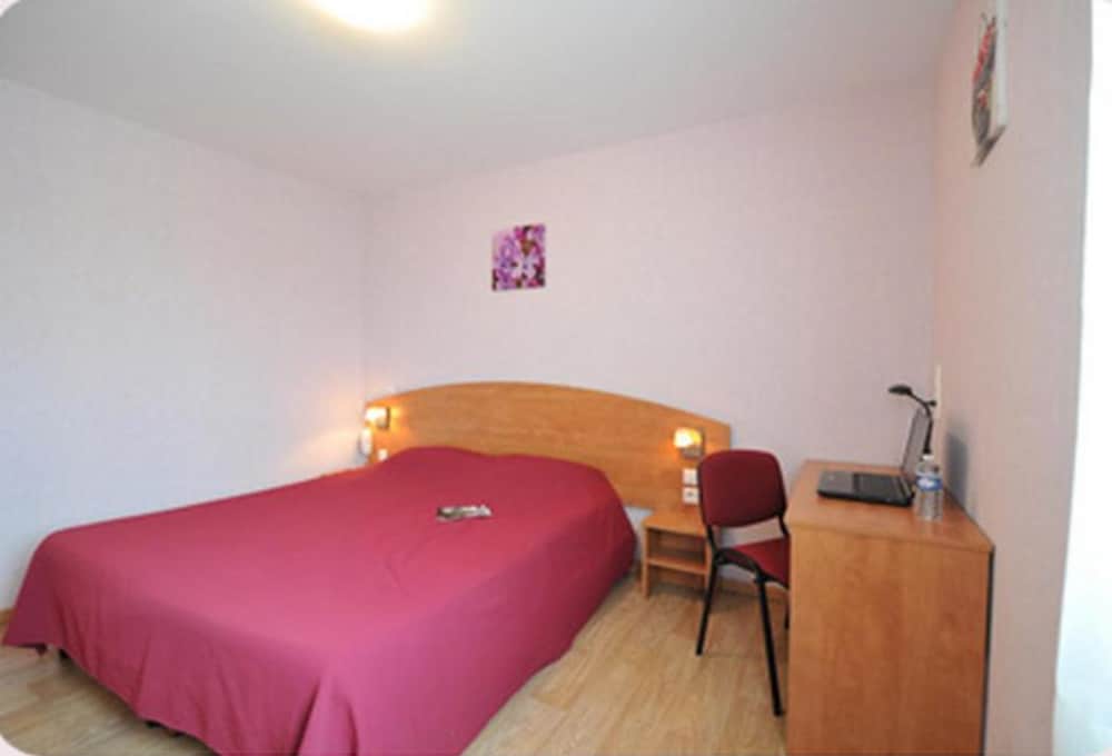 Double Room - Photo 3