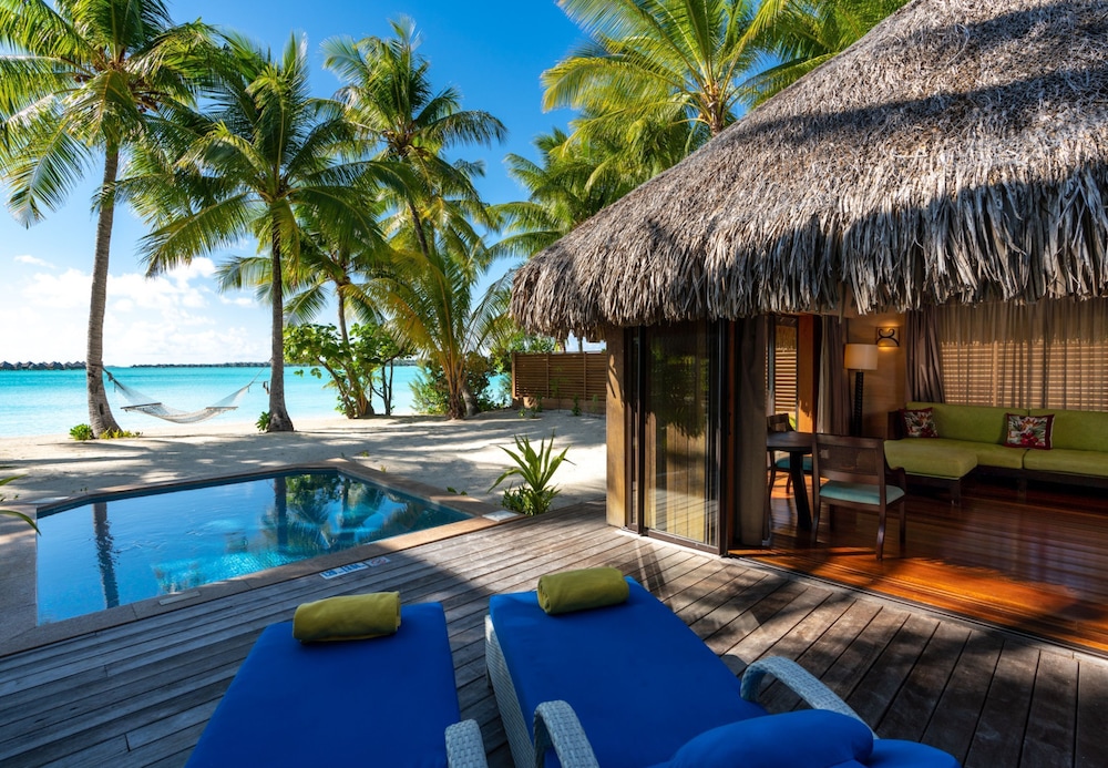 Villa, 1 King Bed With Sofa Bed, Lagoon View (beachside)