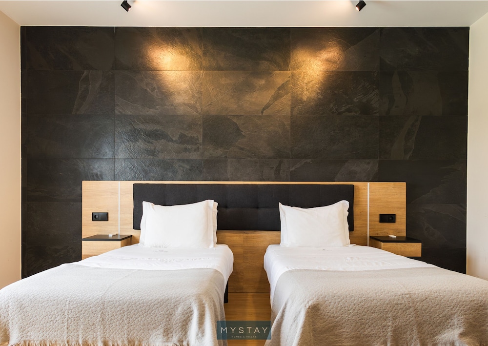Classic Double or Twin Room - Photo 8