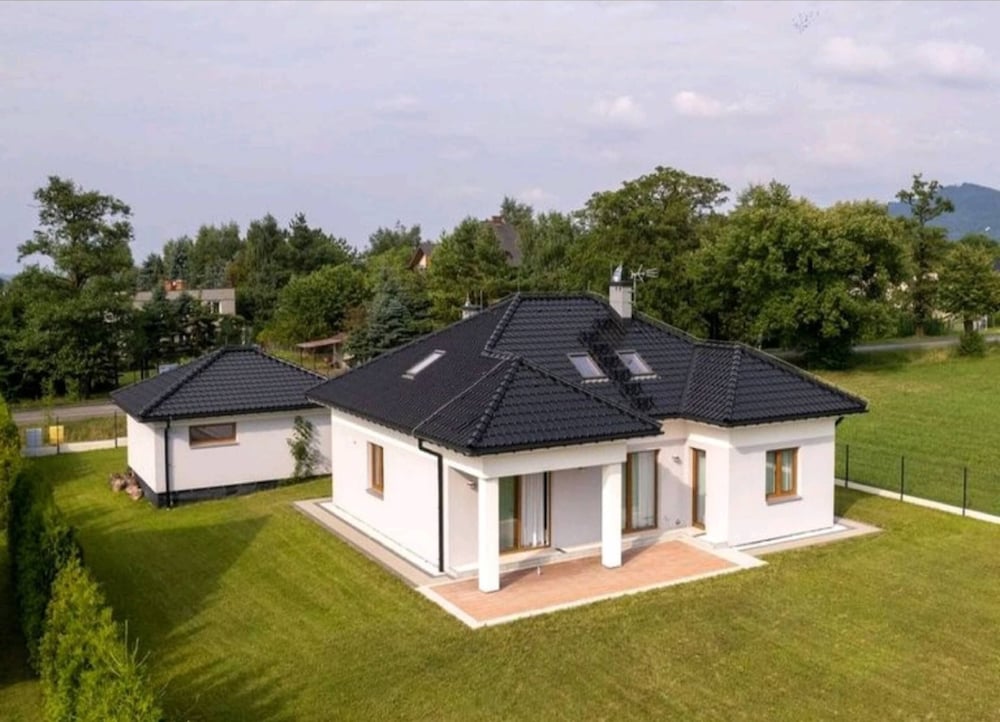 Villa photo 1