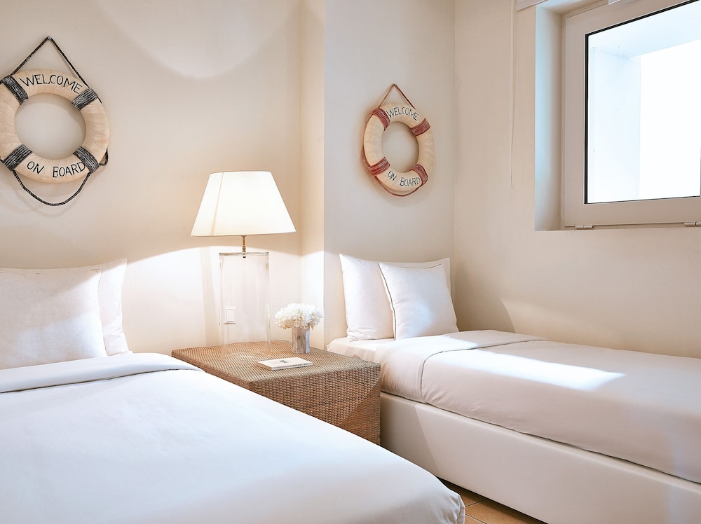 Superior Family Guestroom Sea View - Photo 2