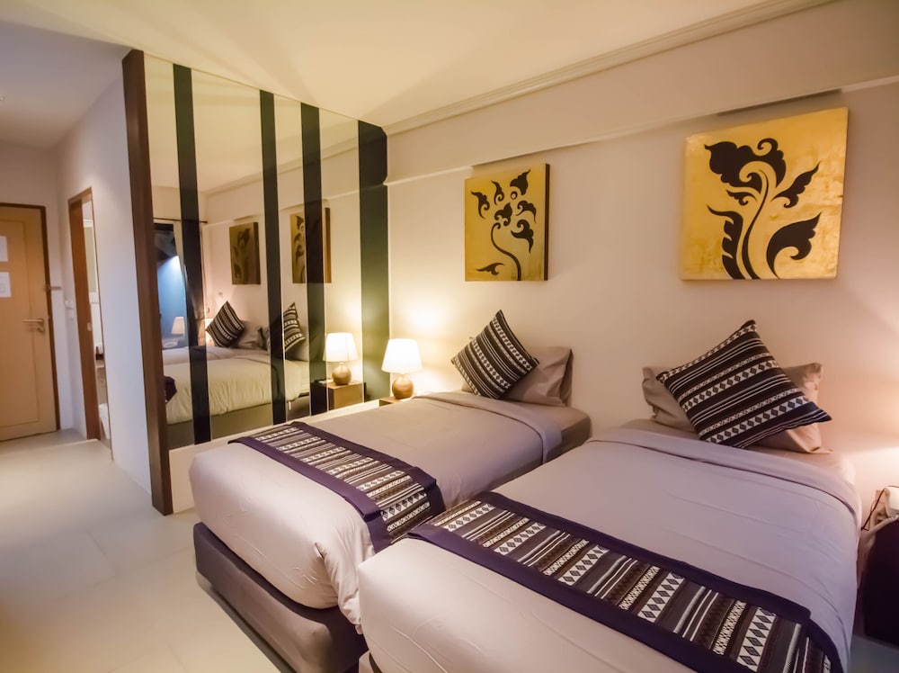 Deluxe Double or Twin Room, River View photo 3