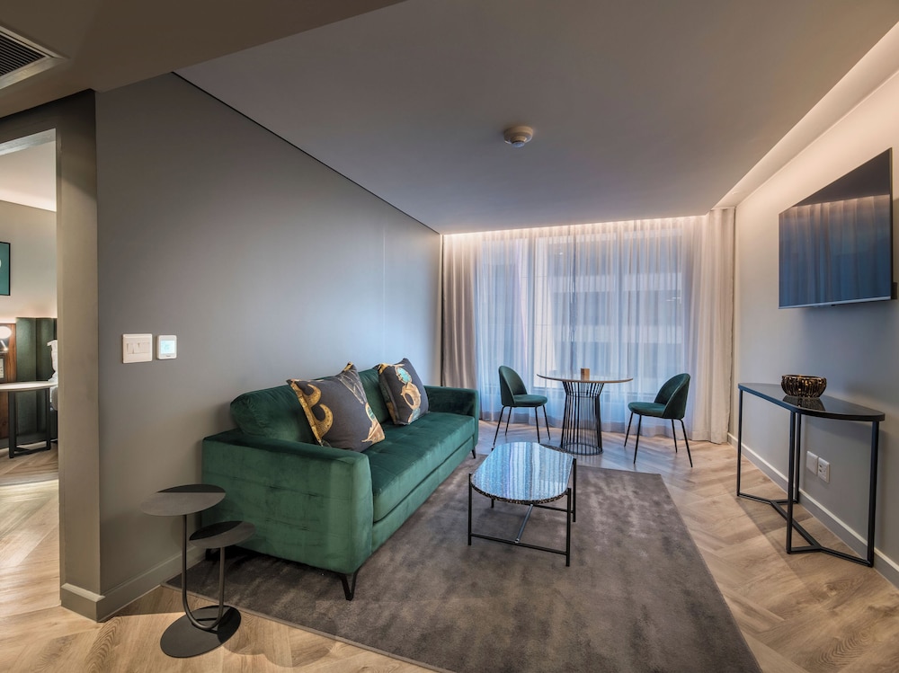 One Bedroom Apartment - Photo 4