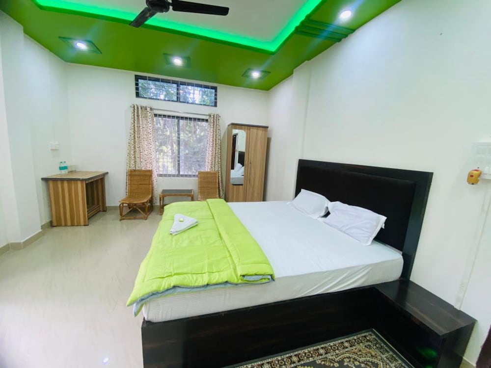 Deluxe Room - Photo 1
