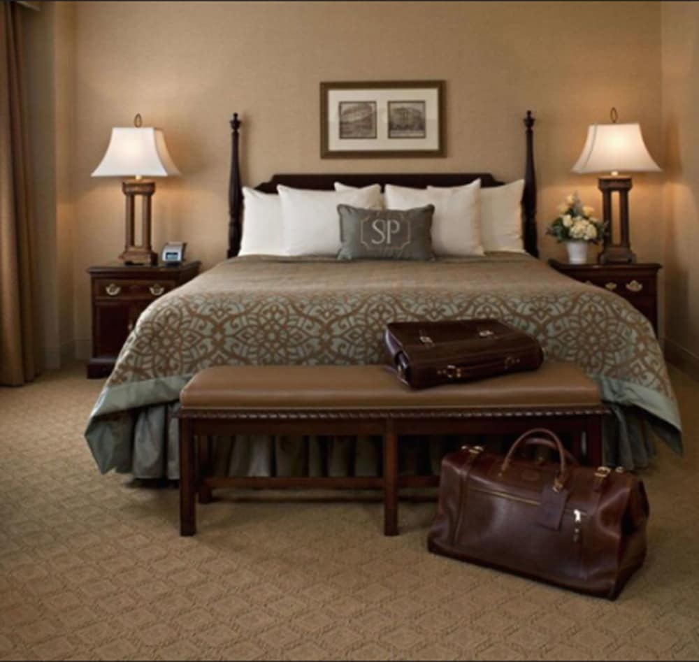 The Saint Paul Hotel, Photo 2