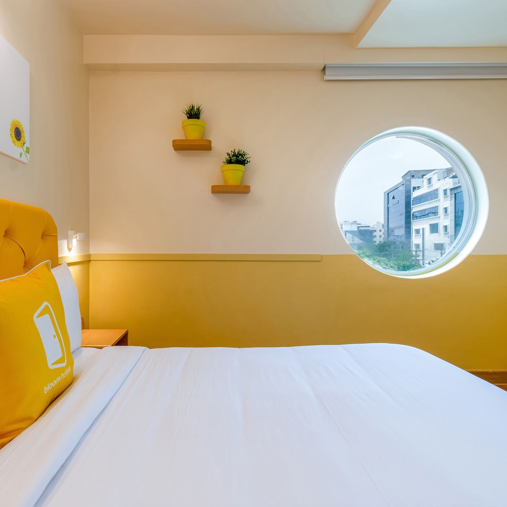 Signature Room - Photo 3