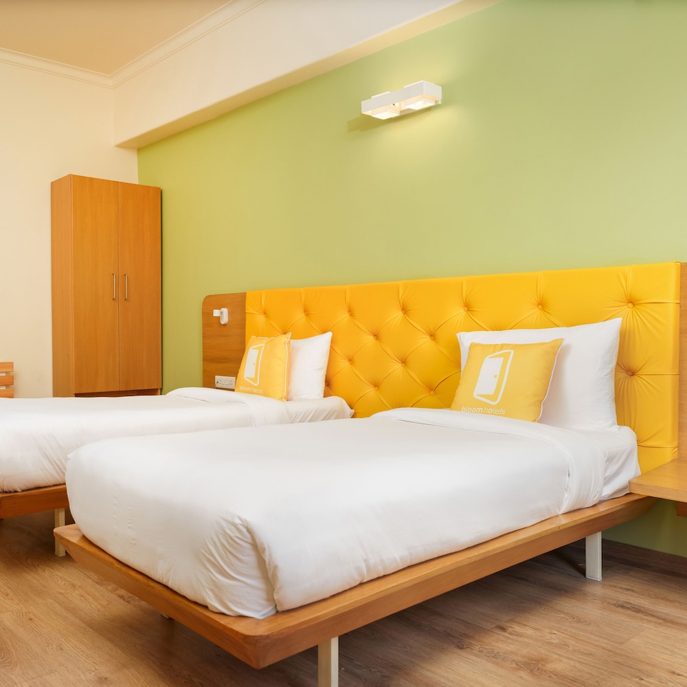 Standard Twin Room - Photo 5
