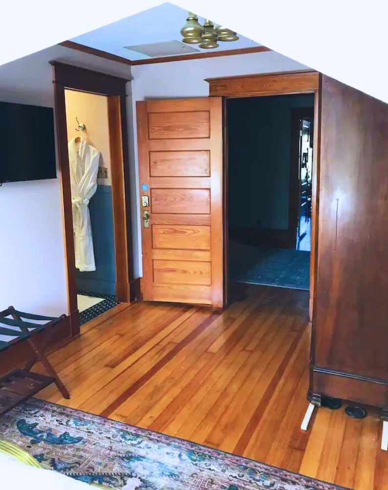 Dorothy Room photo 3