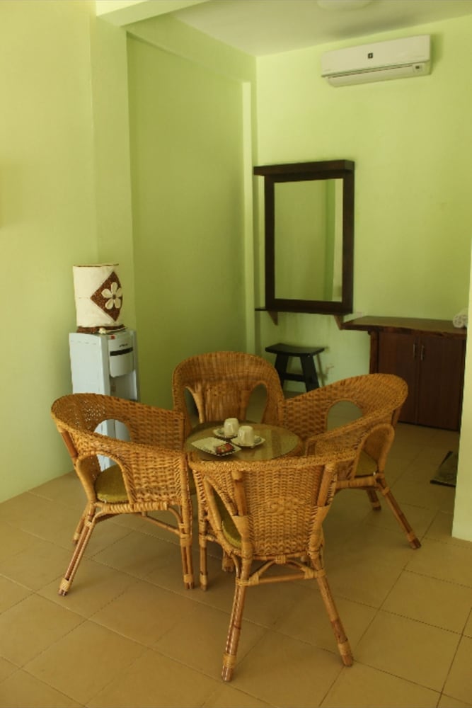 Deluxe Twin Room photo 2